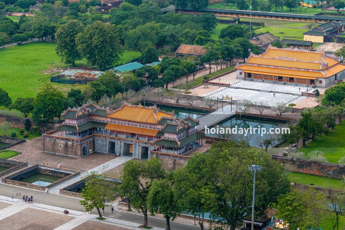 huyen khong cave marble mountains da nang vietnam
