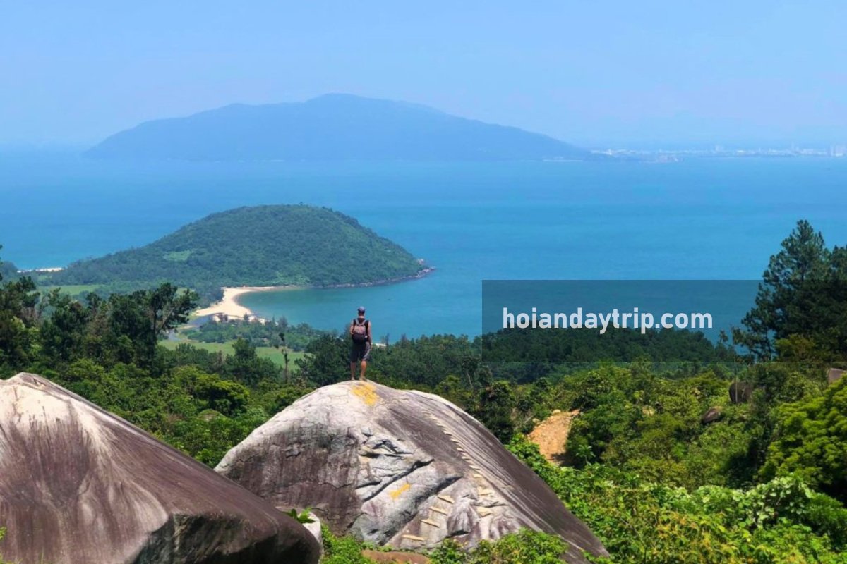 huyen khong cave marble mountains da nang vietnam