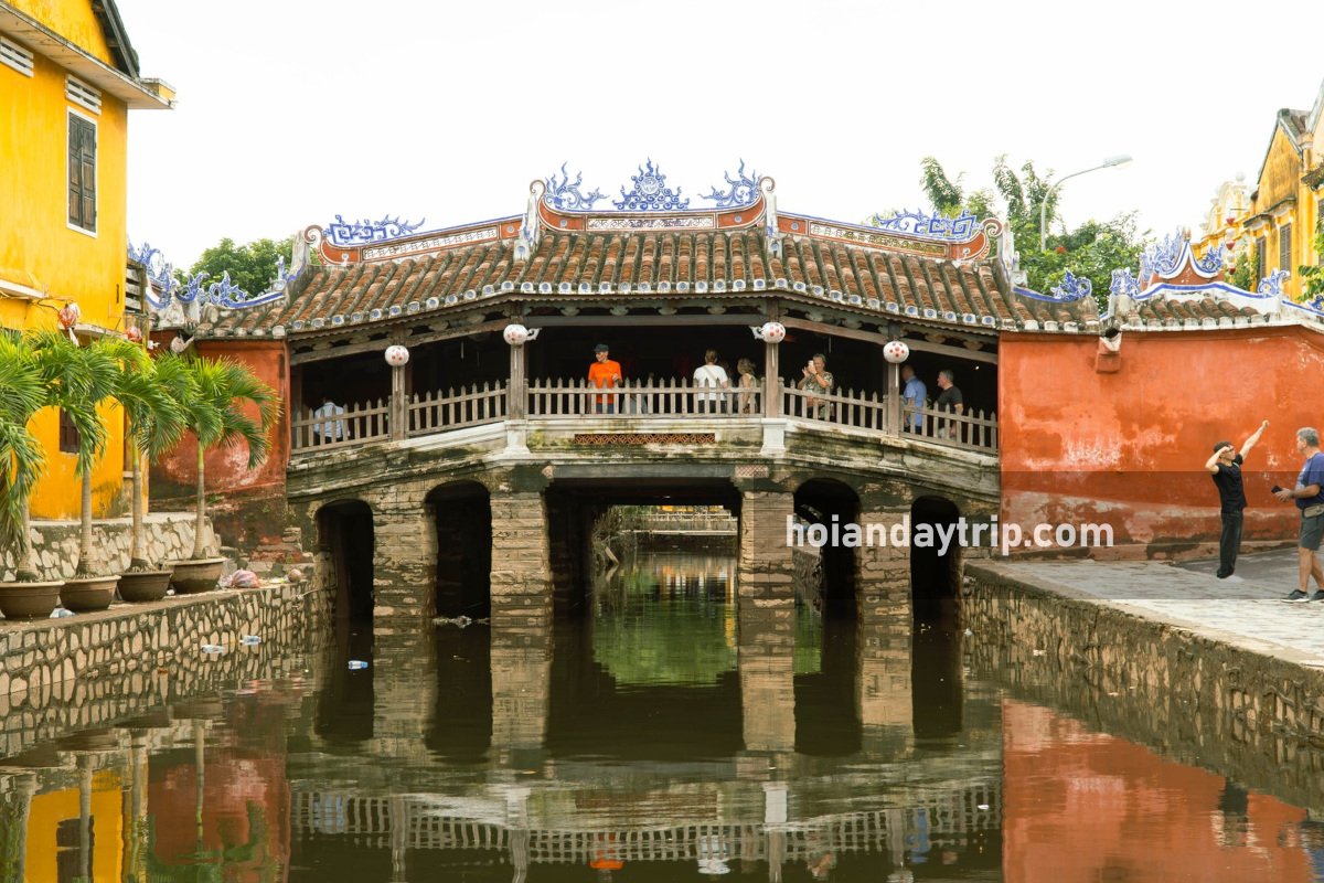 huyen khong cave marble mountains da nang vietnam