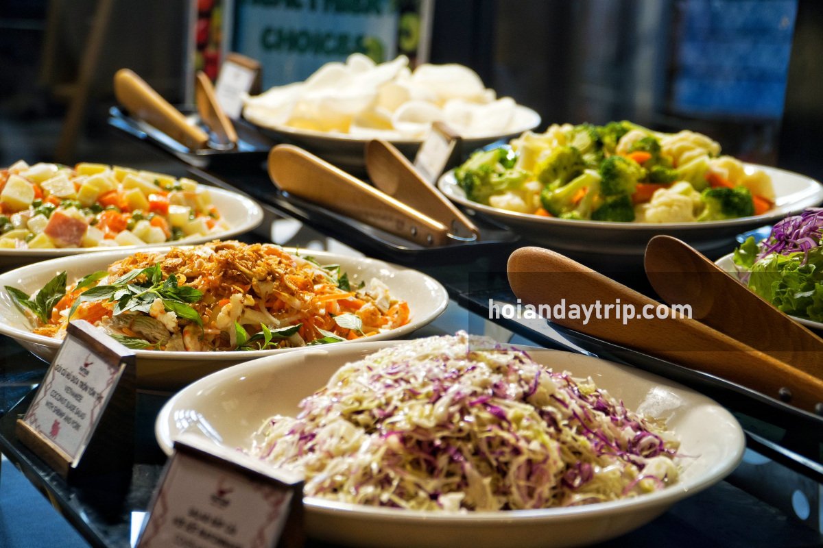 huyen khong cave marble mountains da nang vietnam