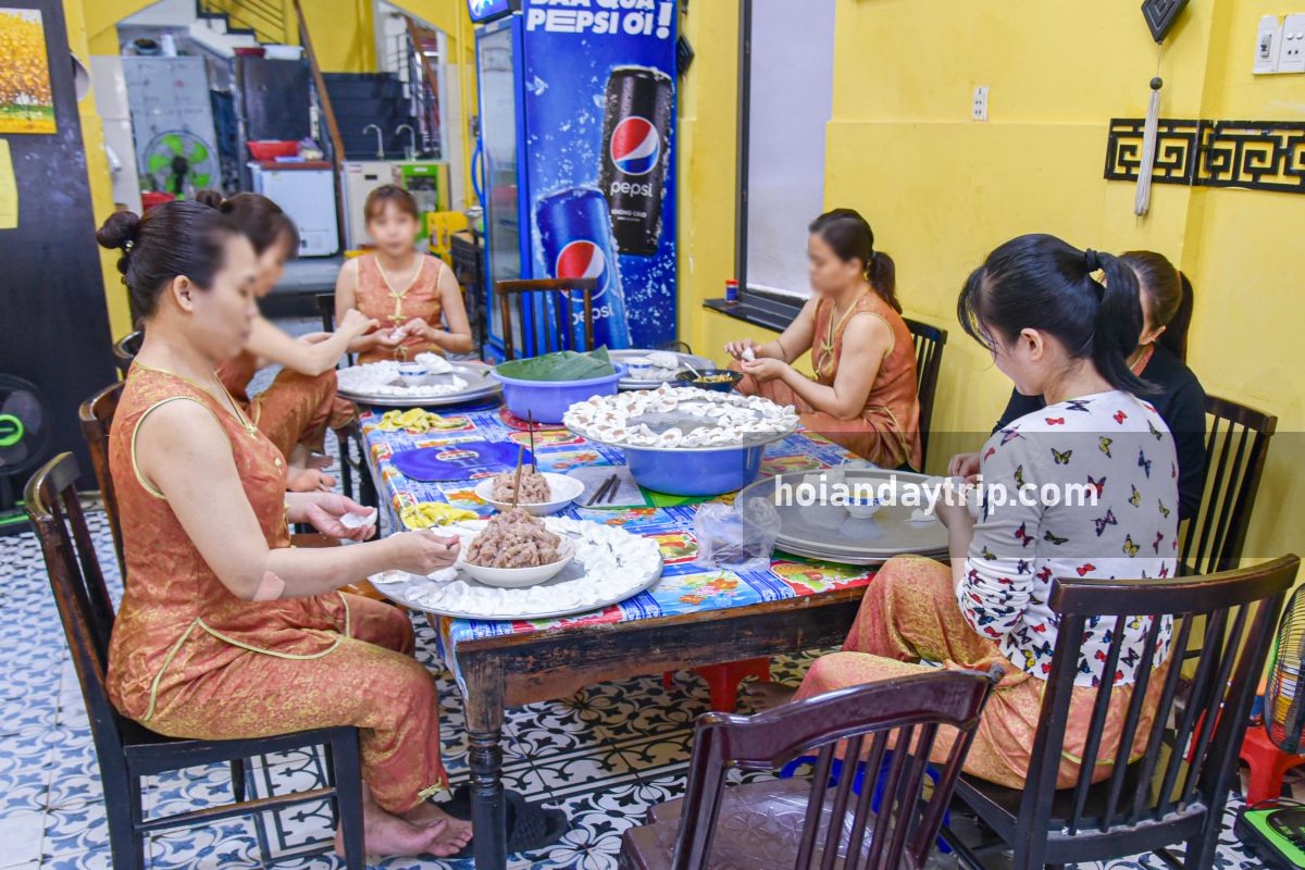 huyen khong cave marble mountains da nang vietnam